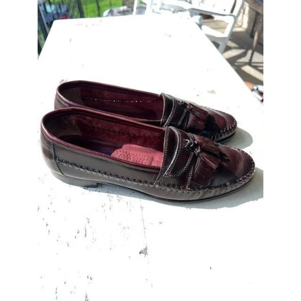 Giorgio Brutini “Le Glove” Tassel Kiltie Loafers in Wine Mn’s Sz 8.5D GC